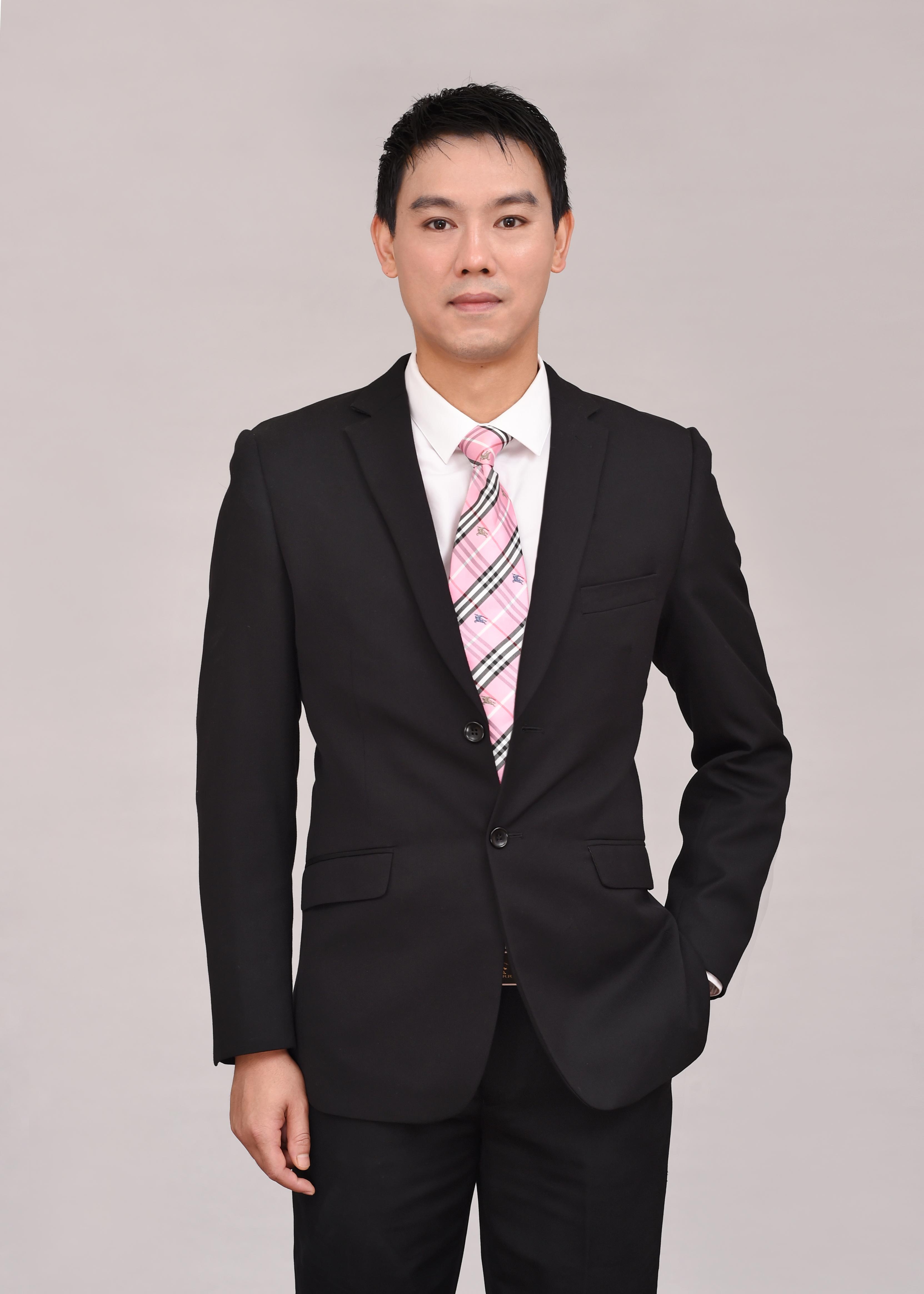 林必立 品牌与内容负责人